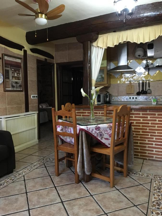 Casa Rural La Antigua Tahona Канделарио Екстериор снимка
